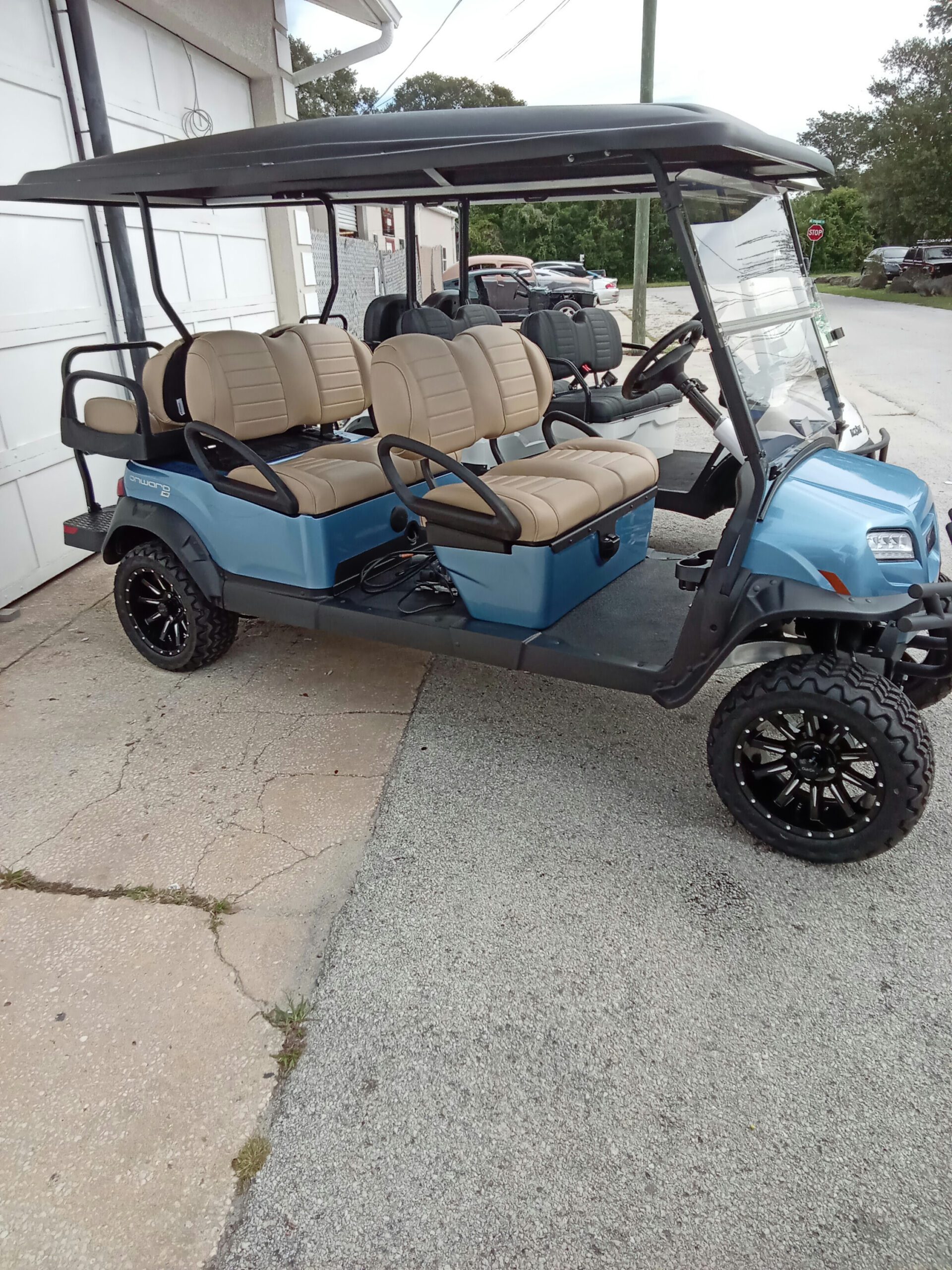 Club Car Onward, 6-PASS, FLA ELECTRIC, Lifted