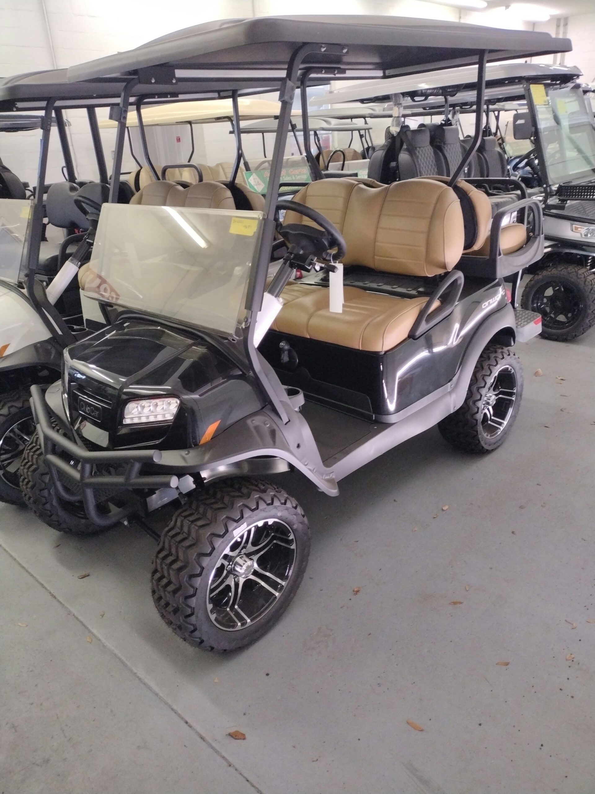 Club Car Onward, 4-PASS, EFI GAS, Lifted