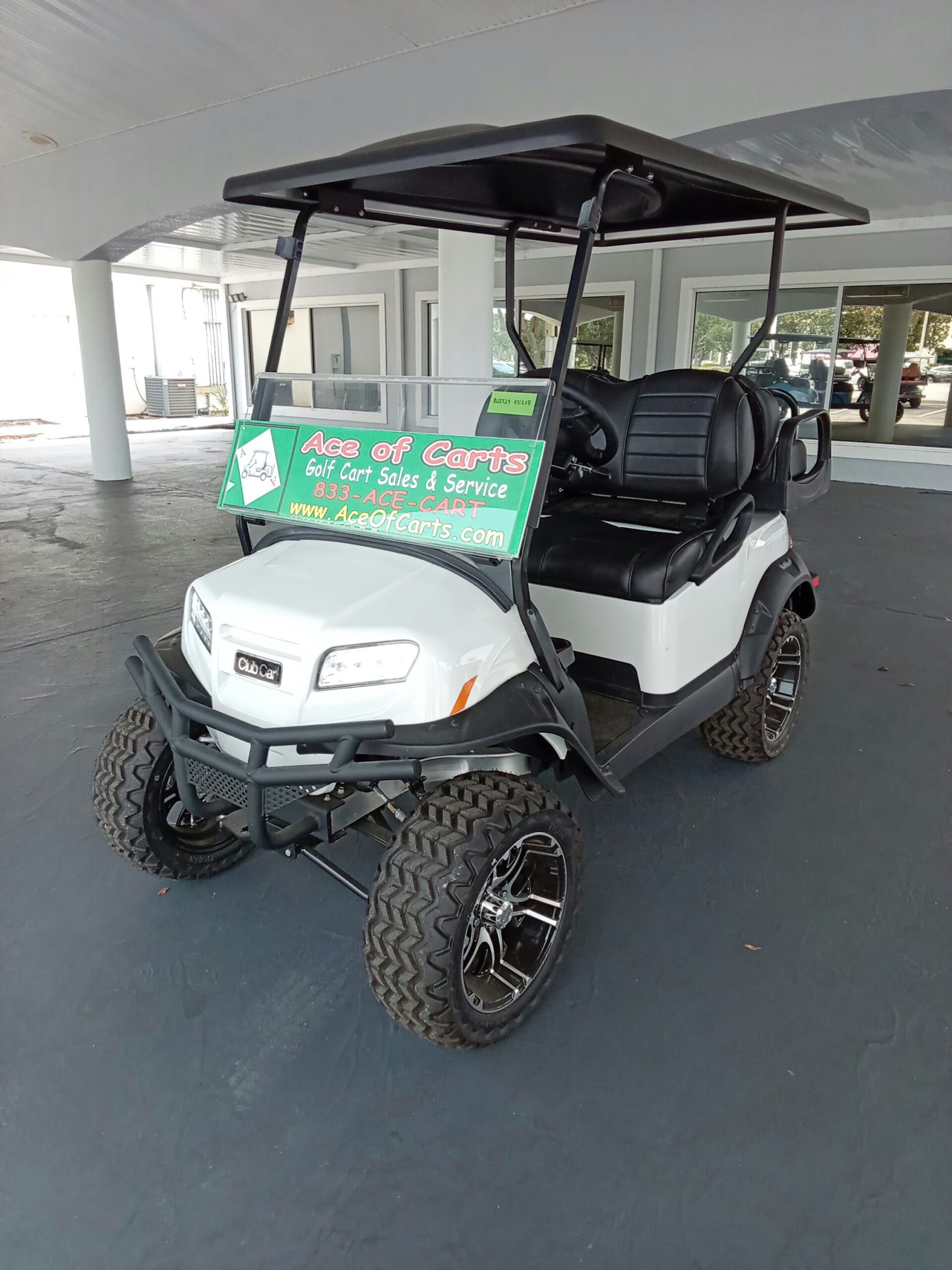 Club Car Onward, 4-PASS, EFI GAS, Lifted