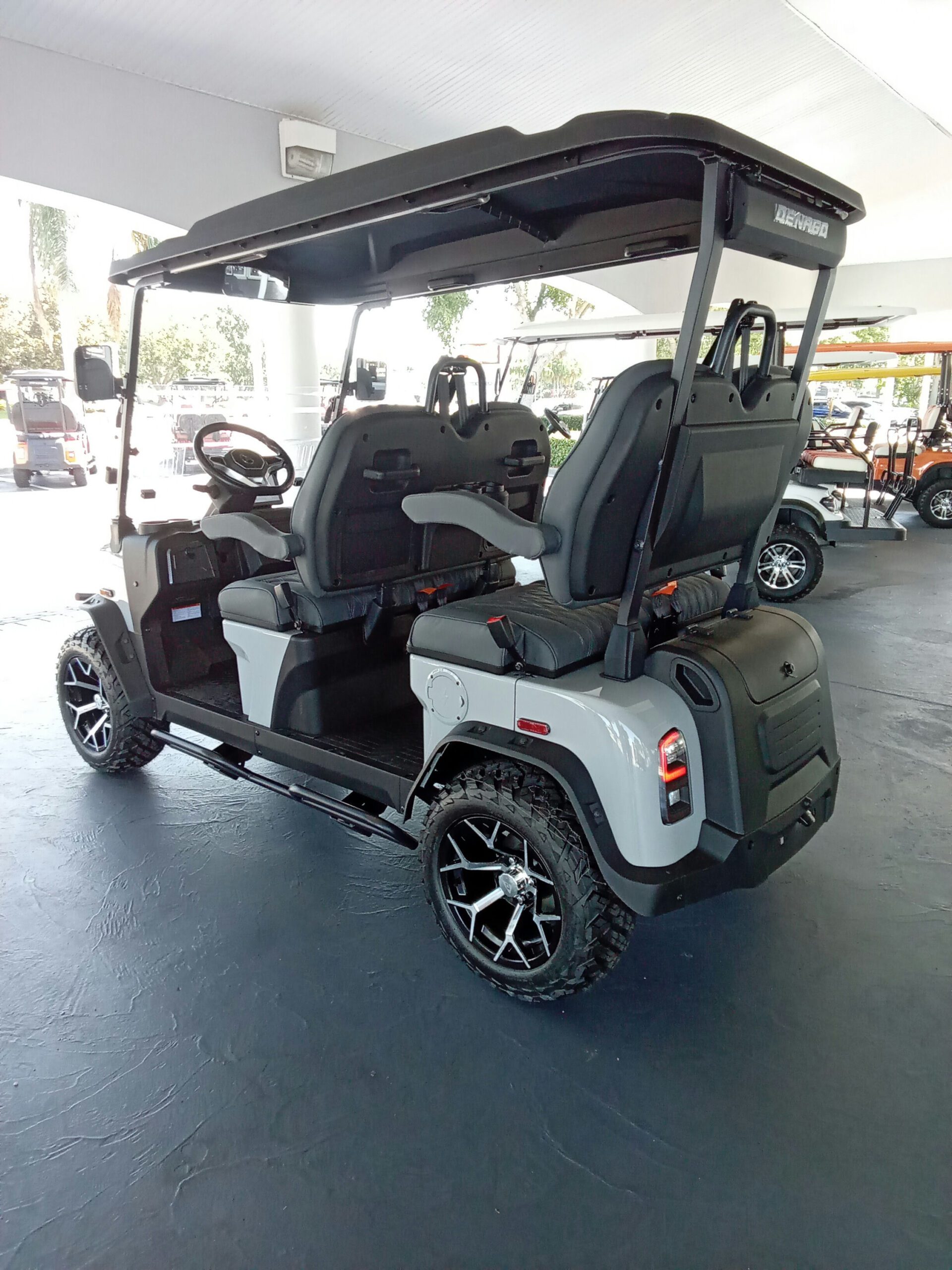 Denago Rover XL, 4-PASS, LITHIUM ELECTRIC, Lifted