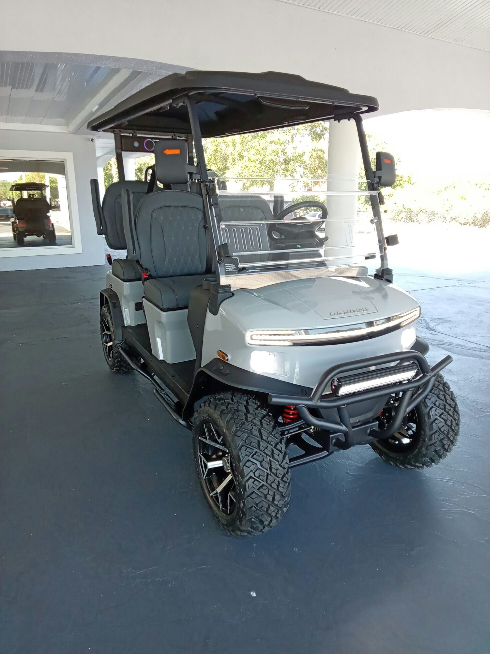 Denago Rover XL, 4-PASS, LITHIUM ELECTRIC, Lifted