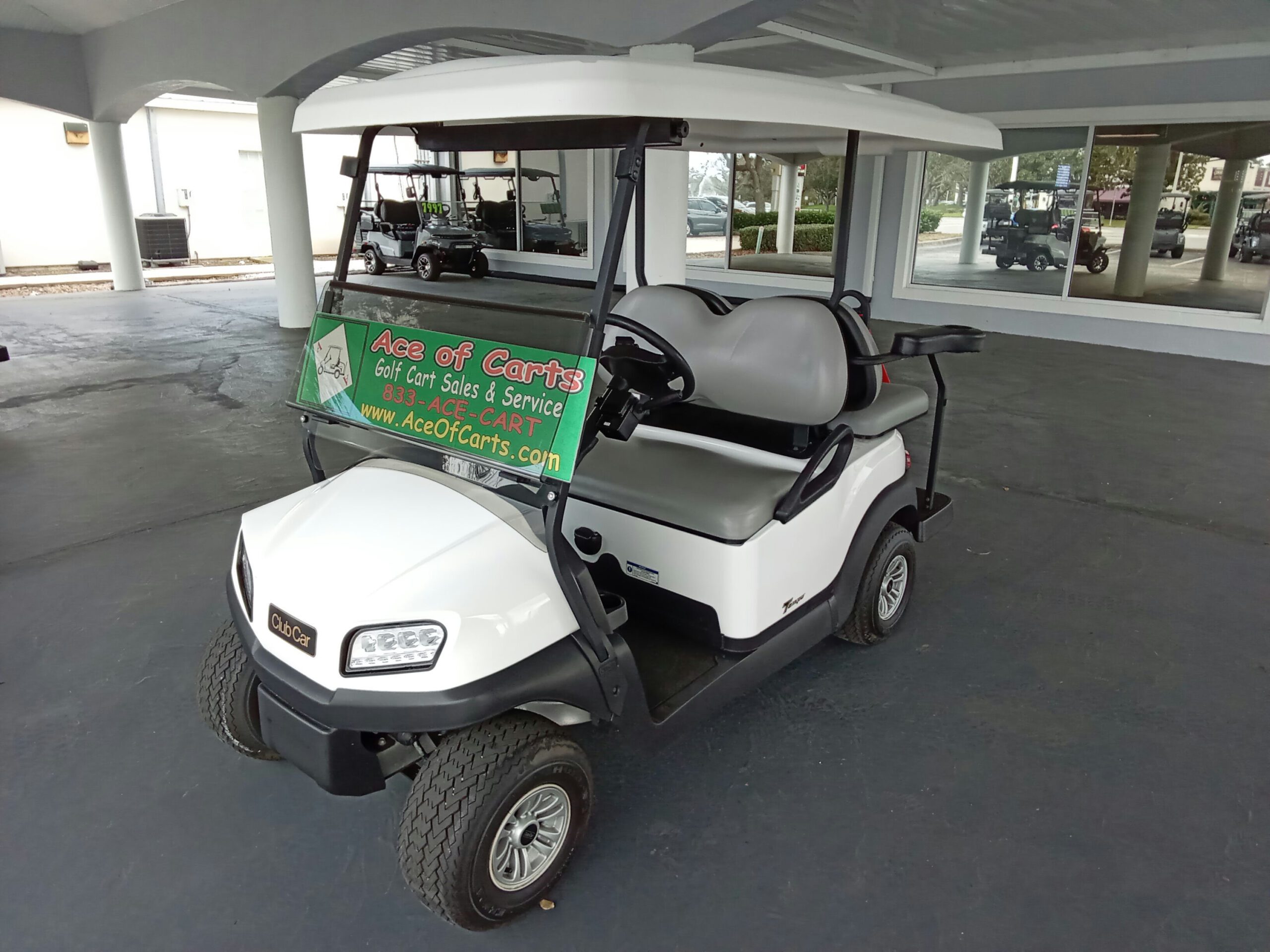 Club Car Tempo, 4-PASS,  ELECTRIC, Non-lifted