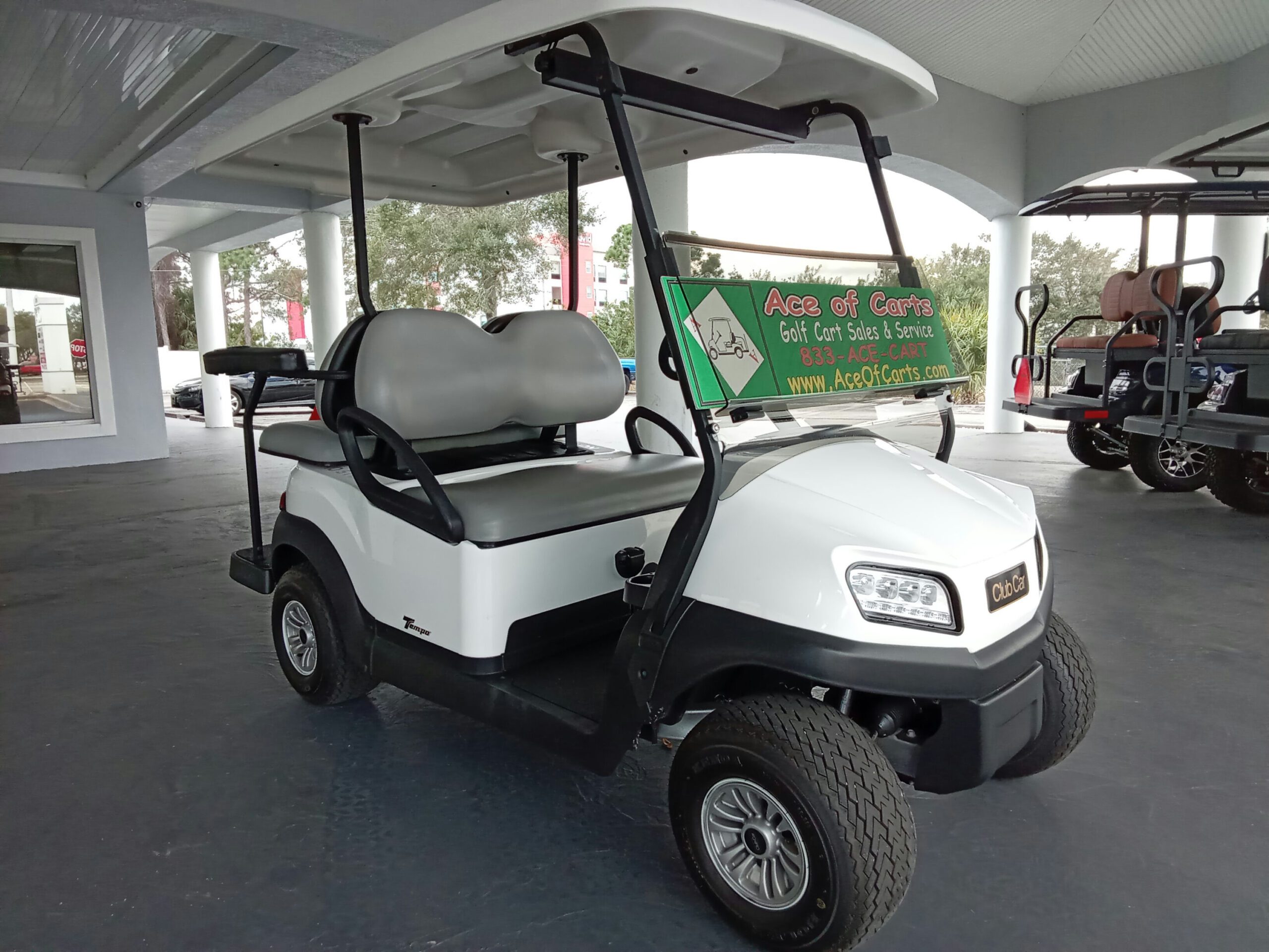 Club Car Tempo, 4-PASS,  ELECTRIC, Non-lifted