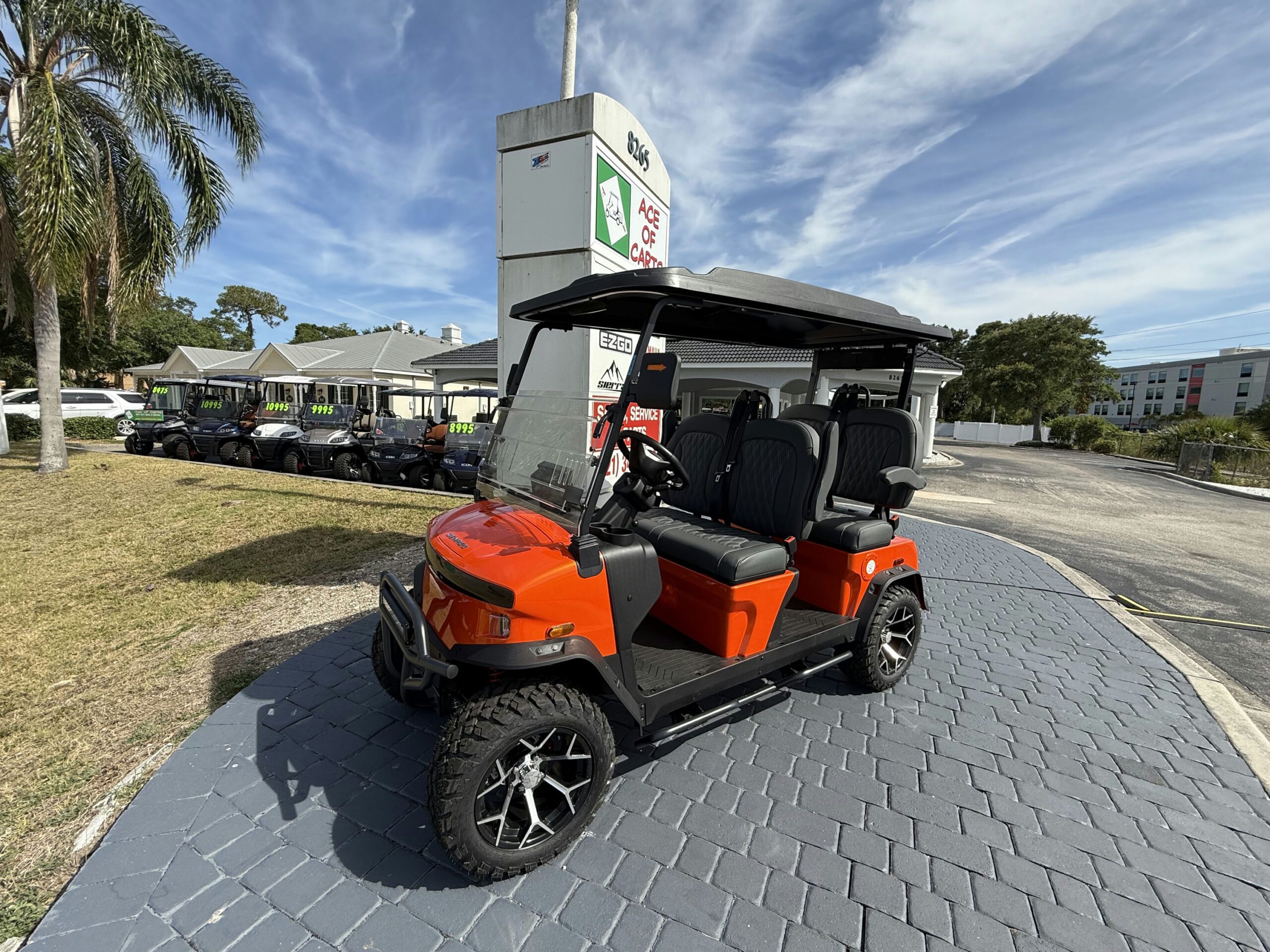 Denago Rover XL, 4-PASS, LITHIUM ELECTRIC, Lifted