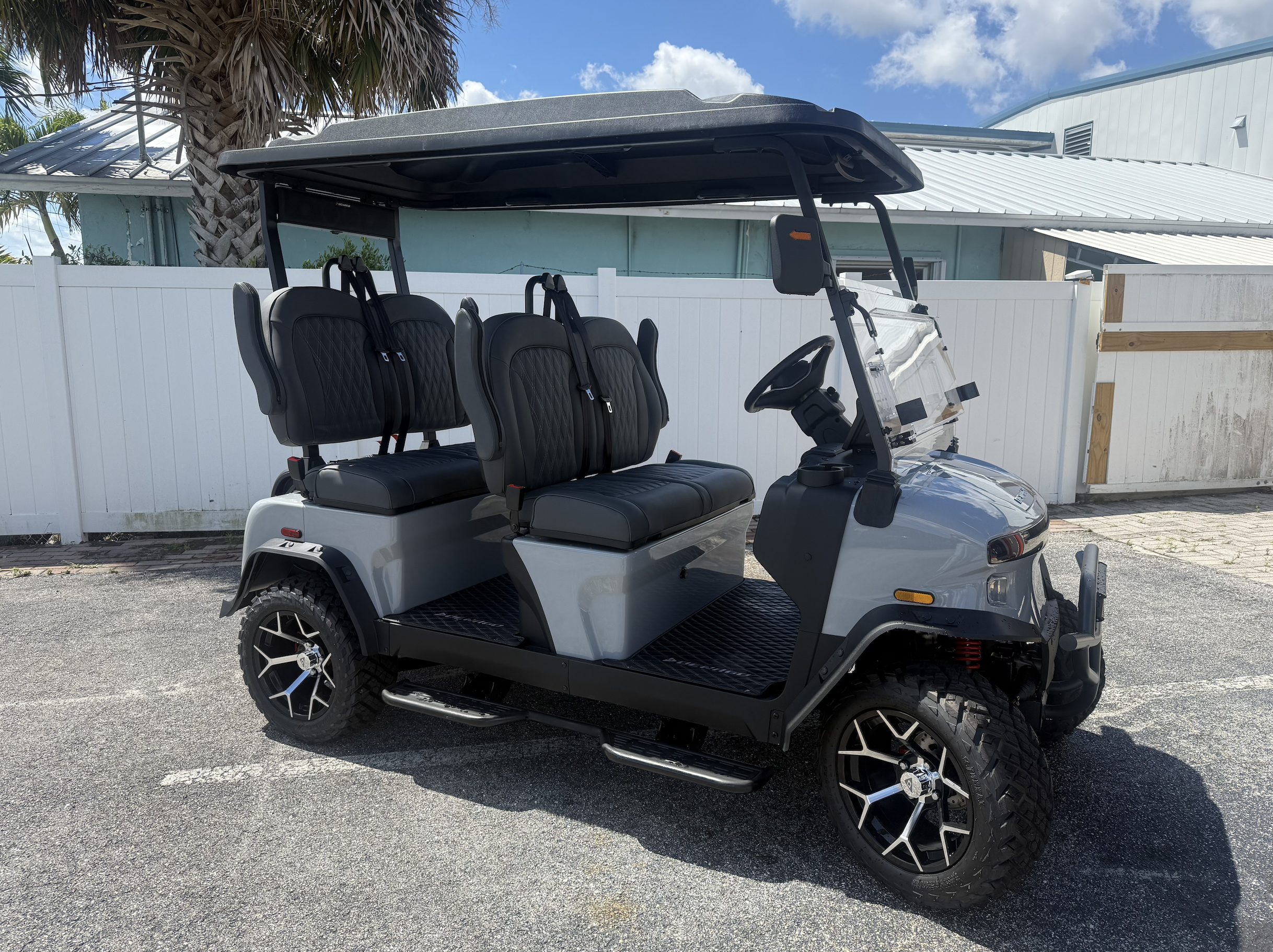 Denago Rover XL, 4-PASS, LITHIUM ELECTRIC, Lifted