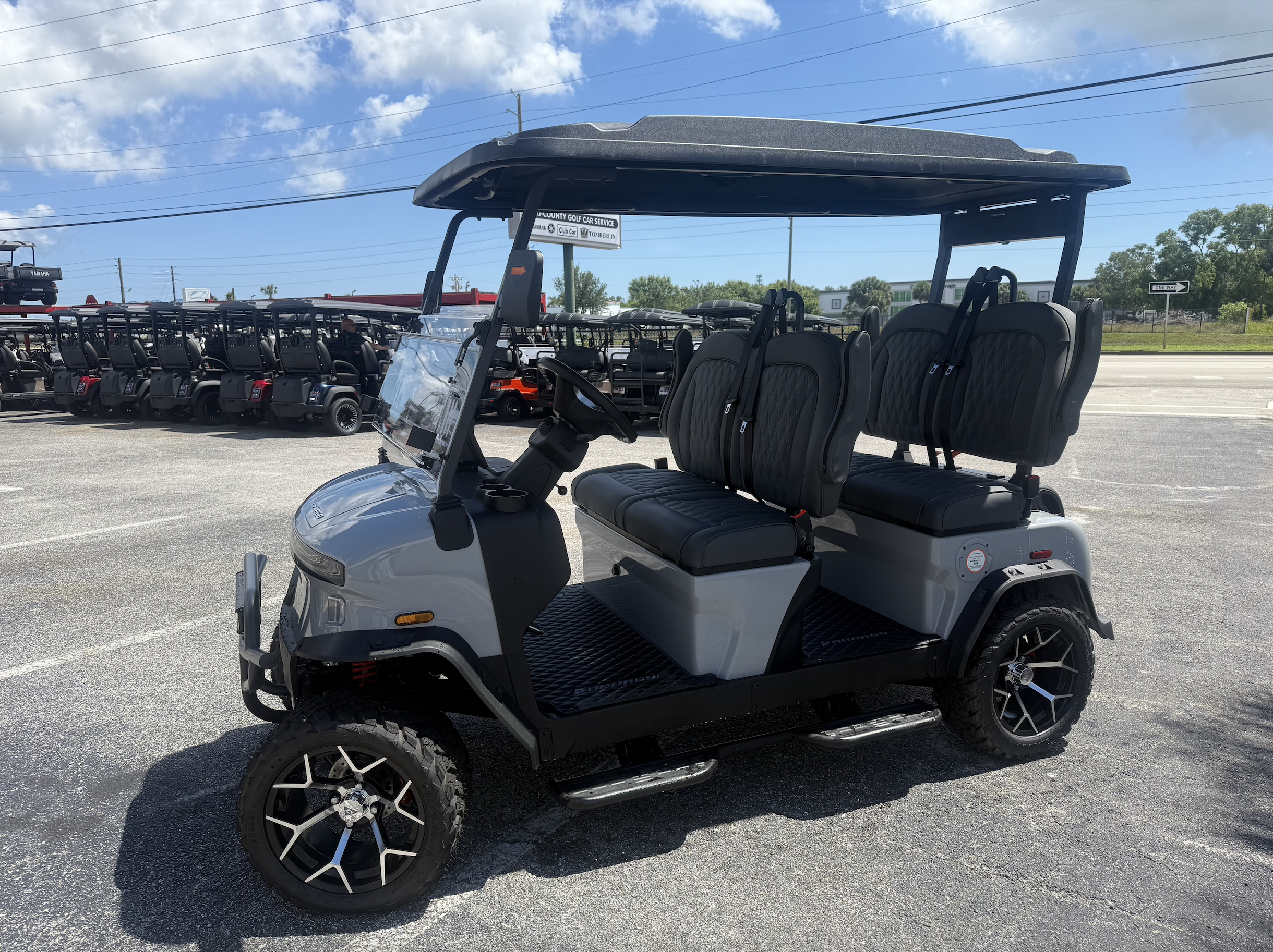 Denago Rover XL, 4-PASS, LITHIUM ELECTRIC, Lifted