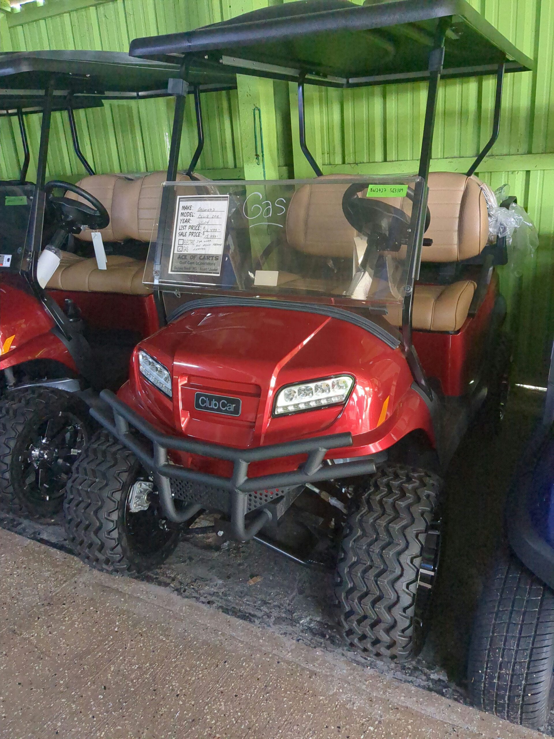 Club Car Onward, 4-PASS, EFI GAS, Lifted