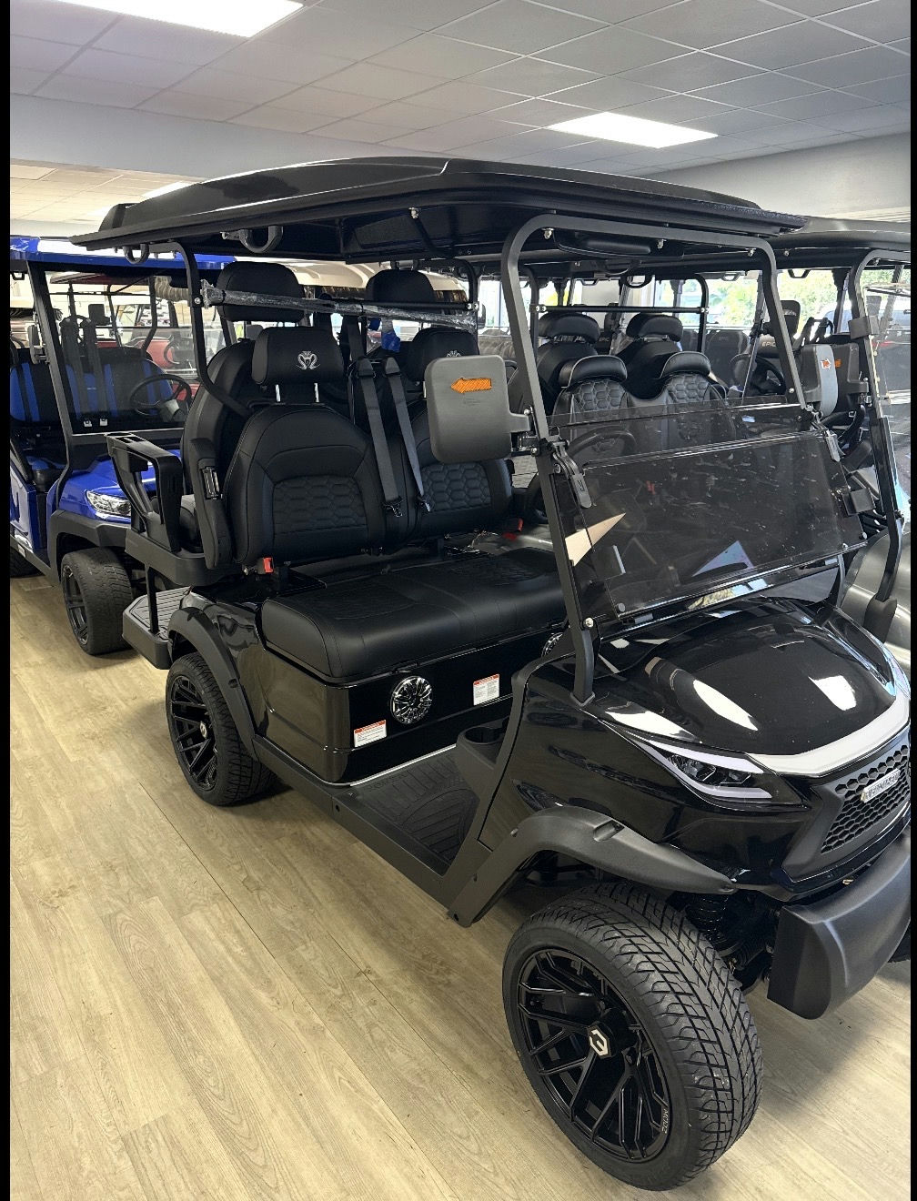 Venom EV Strike, 4-PASS, LITHIUM ELECTRIC, Lifted