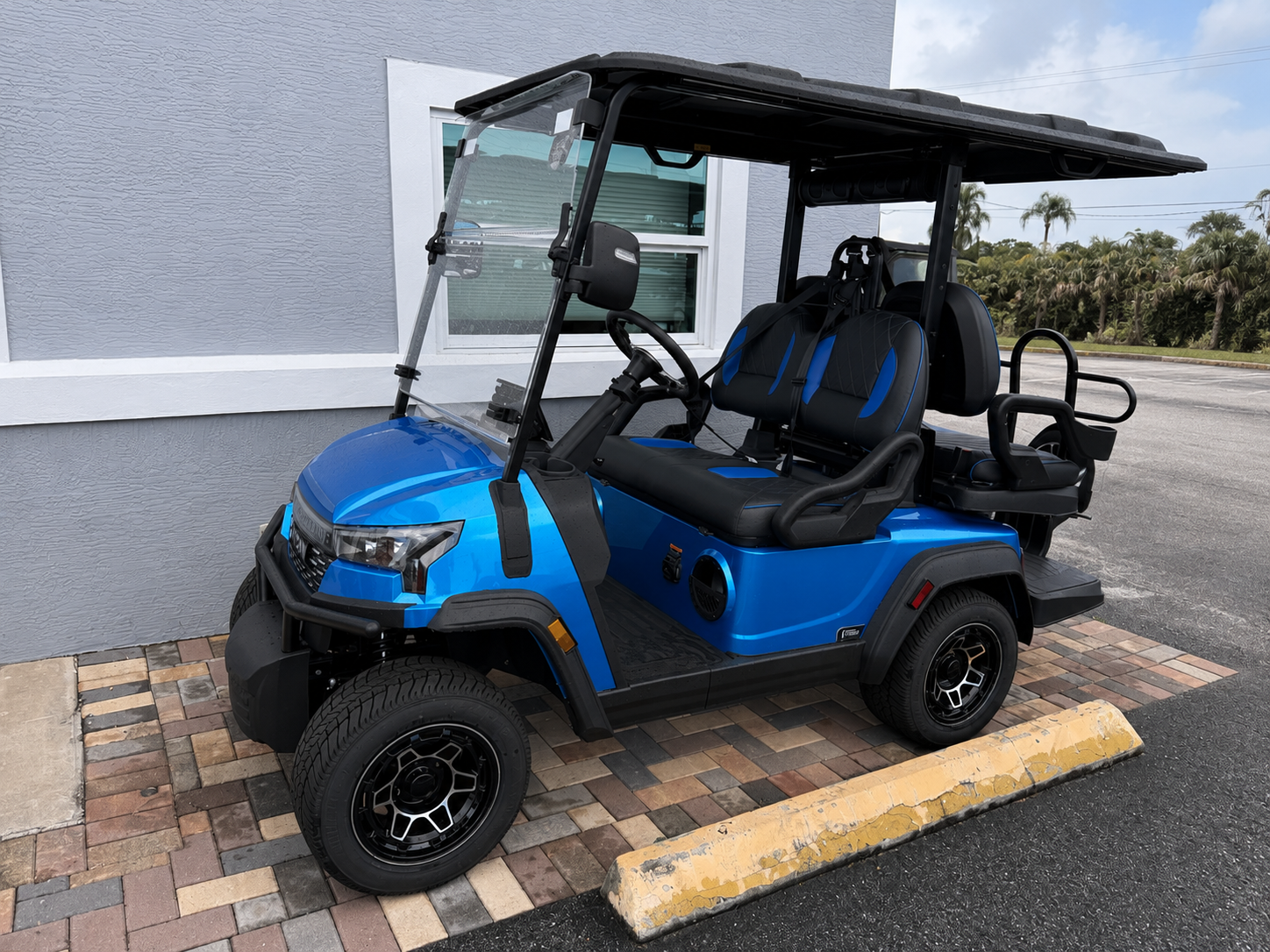 Icon i40X, 4-PASS, LITHIUM ELECTRIC, Non-lifted